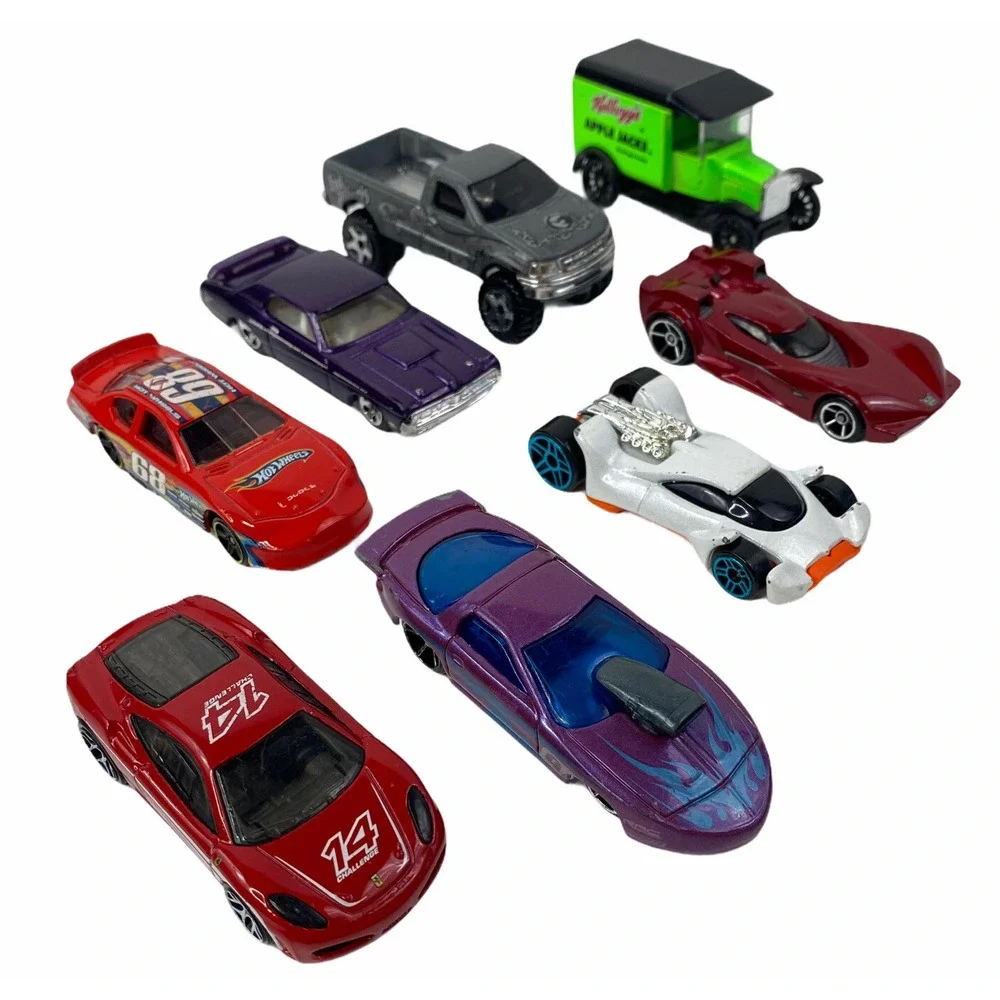 Hot Wheels & Matchbox Loose Lot Of 8 Random Cars-Ferrari, Model T, F-150, Scoopa